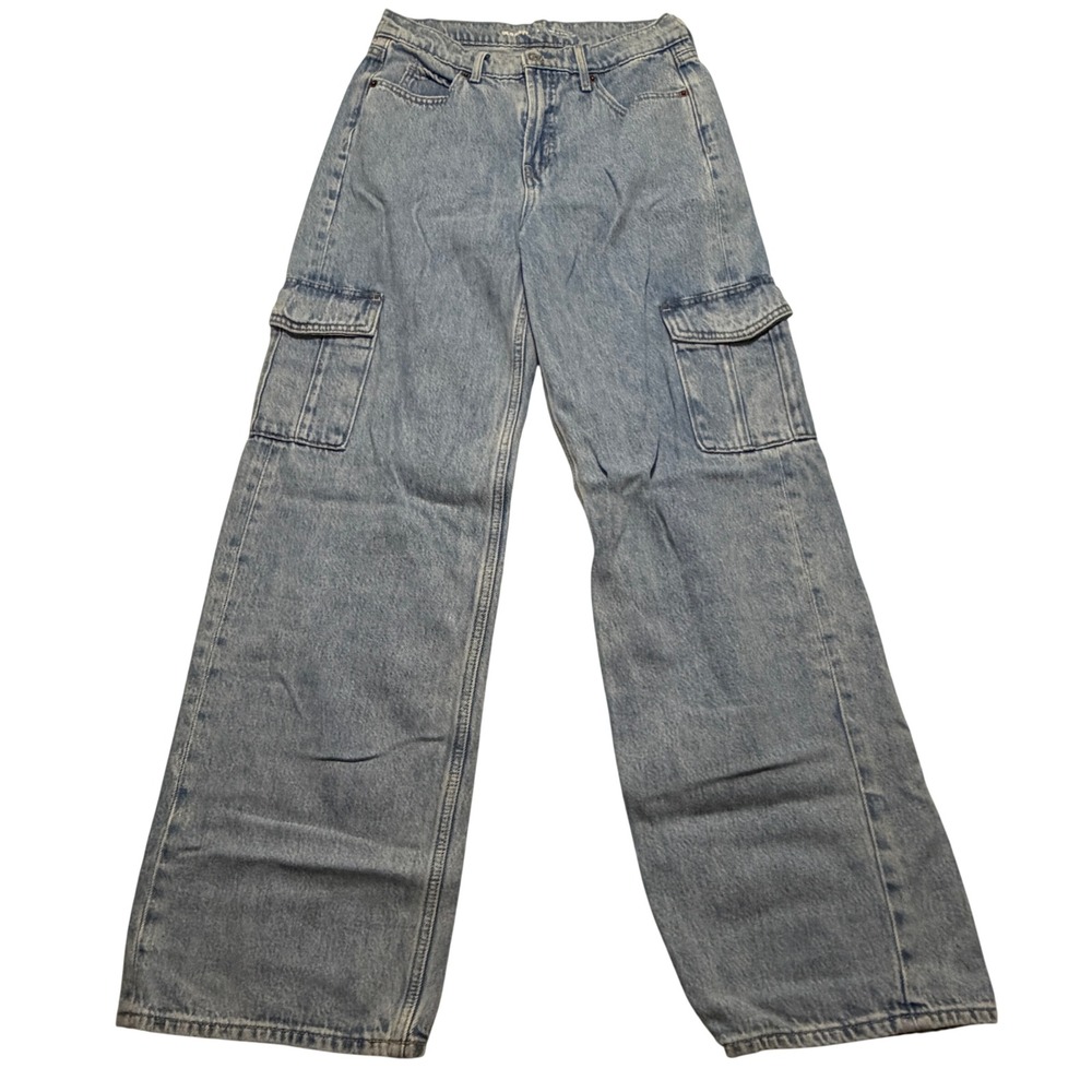 Old Navy Sky-Hi Wide-Leg Drapey Cargo Jeans Light Wash Blue Size 2